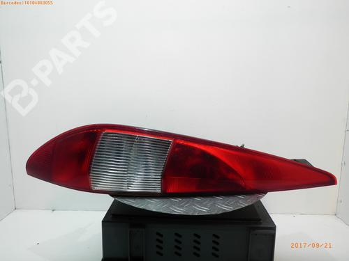 Used Left taillight FORD MONDEO III Turnier (BWY) 2.0 16V (146 hp) 749294