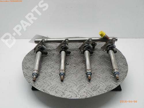 Used Injection rail Injection rail MERCEDES-BENZ C-CLASS (W204) C 180 CGI (204.031) (156 hp) 1755957 1755957