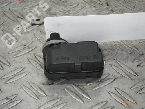 Used Headlight adjuster motor OPEL CORSA D (S07) 1.2 (L08, L68) (80 hp) 983941