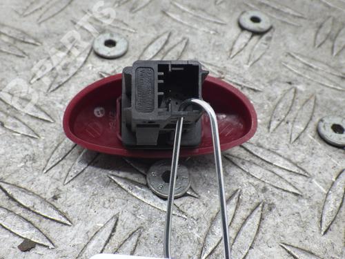Warning switch PEUGEOT 206 CC (2D) 1.6 16V (2DNFUF, 2DNFUR) | BP984013I22 
