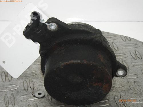 Used Vacuum pump BMW 1 (E87) 120 d (163 hp) 943867