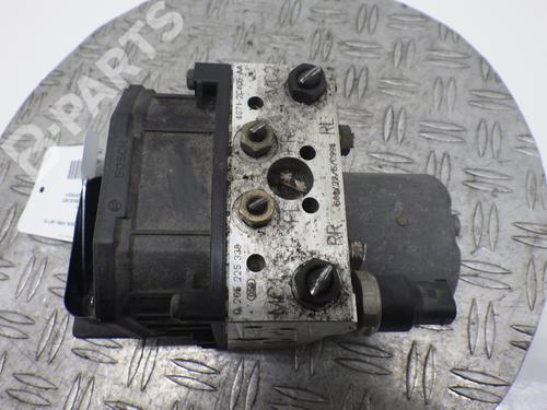 Used ABS pump FORD MONDEO III Turnier (BWY) 1.8 16V (125 hp) 272097