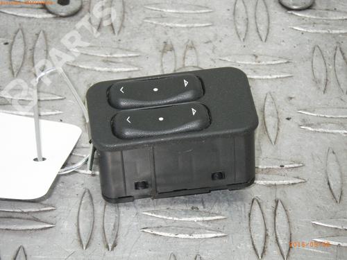 Used Switch OPEL MERIVA A MPV (X03) 1.8 (E75) (125 hp) 945783