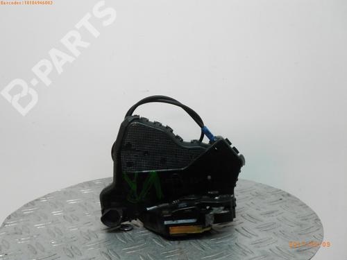 Used Front right lock TOYOTA AVENSIS Saloon (_T25_) 2.0 D-4D (CDT250_, CDT250R) (116 hp) 947626