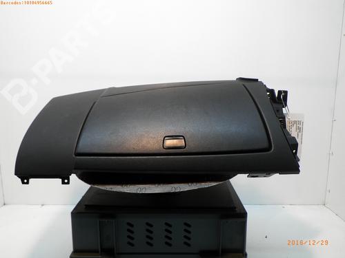 Used Glove box BMW 1 (E87) 118 d (122 hp) 948733