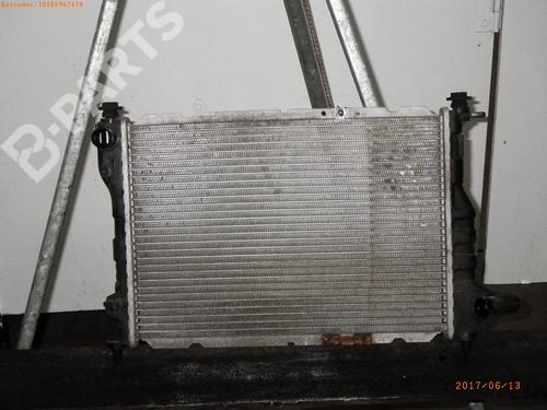 Radiateur à eau CHEVROLET MATIZ (M200, M250) 1.0 (67 hp) 1754559