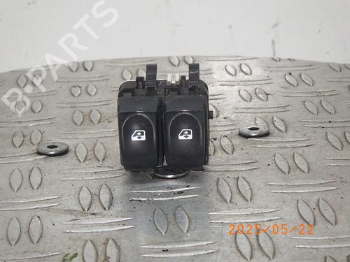 Used Switch RENAULT MODUS / GRAND MODUS (F/JP0_) 1.2 (JP0C, JP0K, FP0C, FP0K, FP0P, JP0P, JP0T) (75 hp) 26163667
