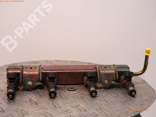 Used Injection rail NISSAN MICRA III (K12) 1.2 16V (65 hp) 950668