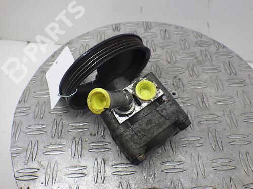 Used Steering pump NISSAN PRIMERA Estate (WP12) 1.8 (115 hp) 5582830