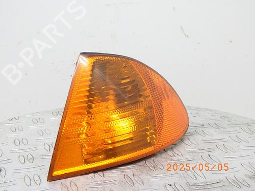 Used Left front indicator BMW 3 Touring (E46) 318 i (118 hp) 25728967