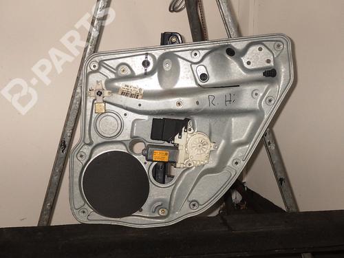 Used Rear right window mechanism VW GOLF IV (1J1) 1.4 16V (75 hp) 8594558