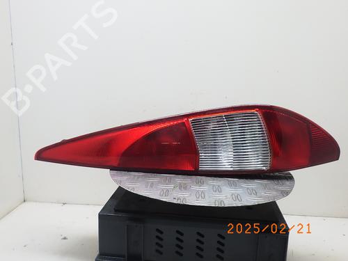 Used Right taillight FORD MONDEO III Turnier (BWY) 1.8 16V (125 hp) 23660488