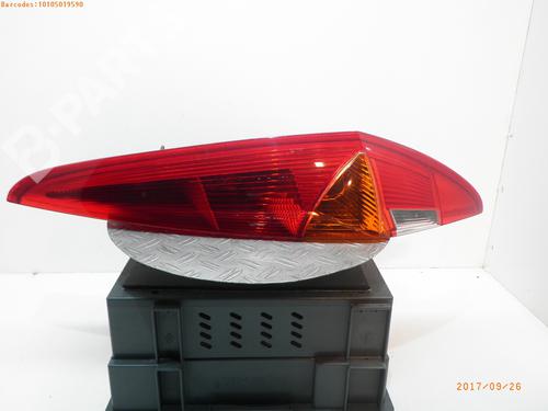 Used Right taillight FIAT PUNTO (188_) 1.2 60 (188.030, .050, .130, .150, .230, .250) (60 hp) 746521