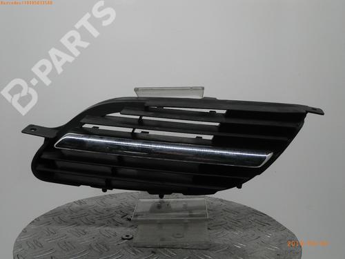Used Grille NISSAN ALMERA TINO (V10) 2.0 (136 hp) 1756652