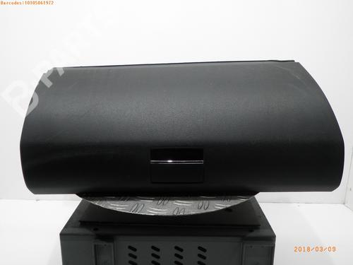 Used Glove box MERCEDES-BENZ A-CLASS (W169) A 160 CDI (169.006, 169.306) (82 hp) 1043159