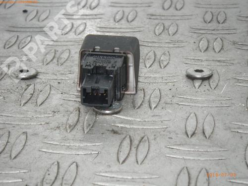 Warning switch NISSAN MICRA III (K12) 1.2 16V | BP1286434I22 