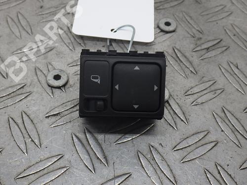 Used Mirror switch NISSAN MICRA III (K12) 1.2 16V (65 hp) 1299399