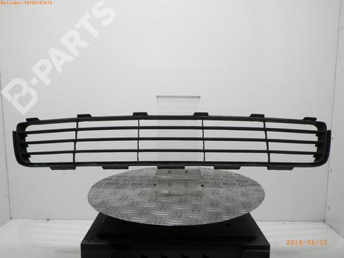 Front grille TOYOTA YARIS (_P9_) 1.33 VVT-i (NSP90_) (100 hp) 531110D240 | 531120D140C