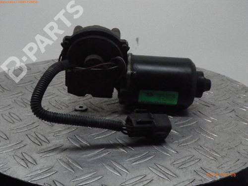 Used Front wiper motor KIA SORENTO I (JC) 2.5 CRDi 4WD (140 hp) 2822359