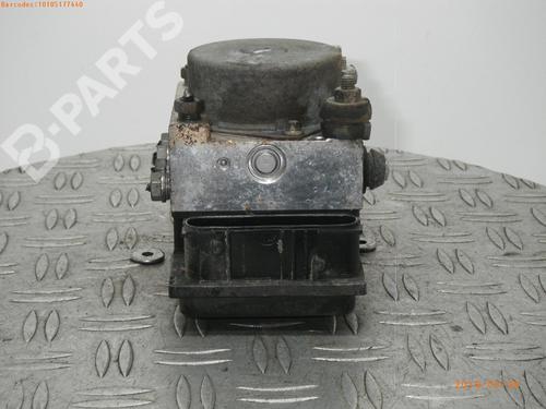 Used ABS pump NISSAN MICRA III (K12) 1.2 16V (65 hp) 3240936