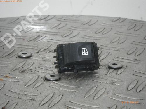 Used Switch RENAULT MEGANE III Hatchback (BZ0/1_, B3_) 1.6 16V (BZ1B, BZ1H) (110 hp) 4204699