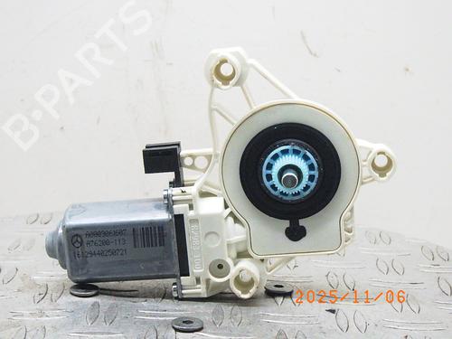 Used Right front window motor MERCEDES-BENZ CLA Shooting Brake (X118) CLA 200 (118.687) (163 hp) 30151443