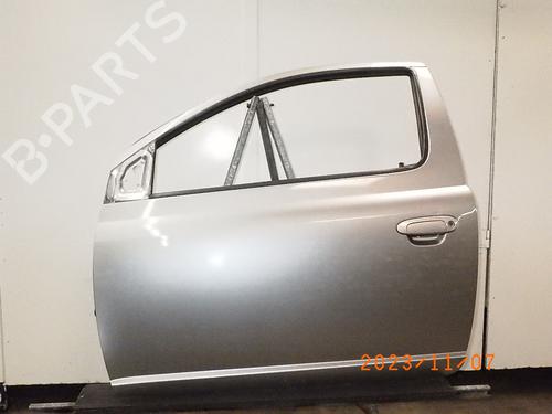Used Left front door TOYOTA YARIS (_P1_) 1.3 (SCP12_, SCP13_, SCP12R, SCP13R) (87 hp) 15853511