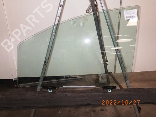 Dør rude ventre foran TOYOTA YARIS (_P9_) 1.0 VVT-i (KSP90_, KSP90R) (69 hp) 31046700