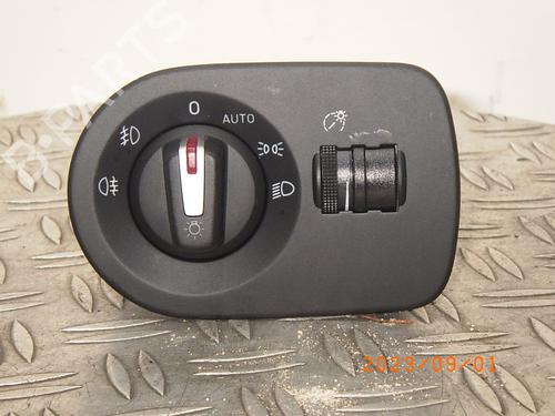 Used Headlight switch SEAT LEON (1P1) 2.0 TDI 16V (140 hp) 15084840