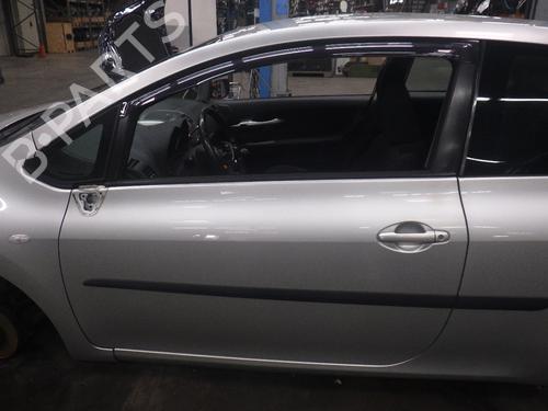 Porta anteriore sinistra TOYOTA AURIS (_E15_) 1.4 (ZZE150_, ZZE150R) (97 hp) 30641657