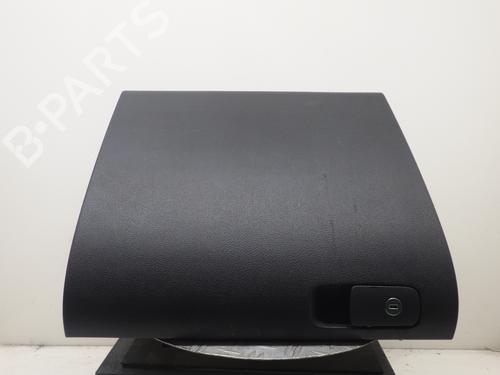 Used Glove box VW GOLF PLUS V (5M1, 521) 1.2 TSI (86 hp) 23198506