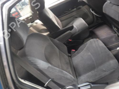 Used Right front seat MITSUBISHI GRANDIS (NA_W) 2.0 DI-D (NA8W) (136 hp) 28032758