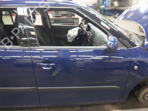 Used Right front door SKODA FABIA II Combi (545) 1.6 TDI (105 hp) 30112129