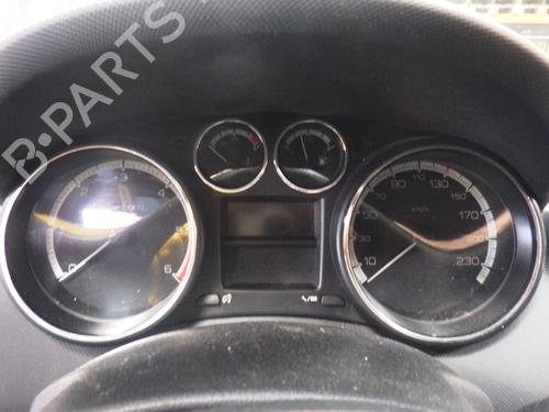 Used Instrument cluster Instrument cluster PEUGEOT 308 SW I (4E_, 4H_) 1.6 HDi (112 hp) 32673072 32673072