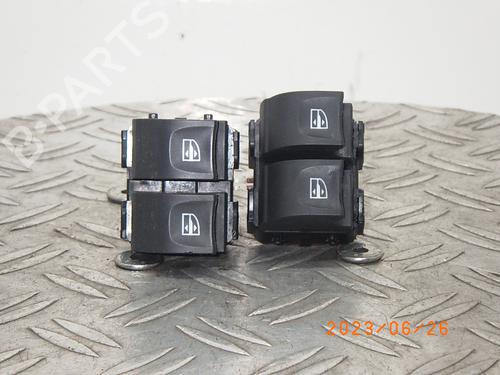 Used Switch RENAULT CAPTUR I (J5_, H5_) 0.9 TCe 90 (90 hp) 13618357