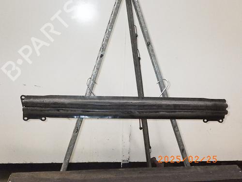 Used Rear bumper reinforcement VW GOLF PLUS V (5M1, 521) 1.9 TDI (105 hp) 23883244