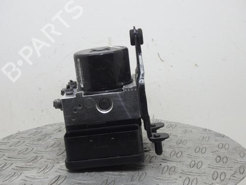 Used ABS pump ABS pump VW GOLF VI Convertible (517) 1.2 TSI (105 hp) 33398079 33398079
