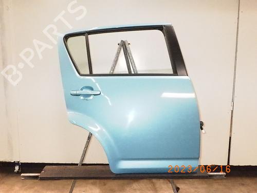 Used Right rear door DAIHATSU SIRION (M3_) 1.3 (M301) (87 hp) 13527049