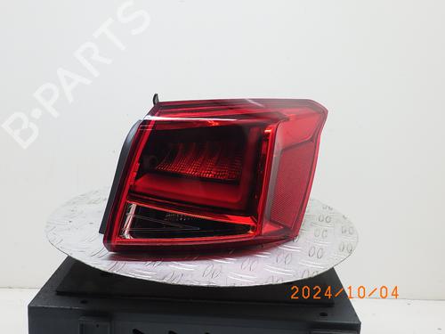 Used Right taillight SEAT ARONA (KJ7, KJP) 1.0 TSI (116 hp) 29633118