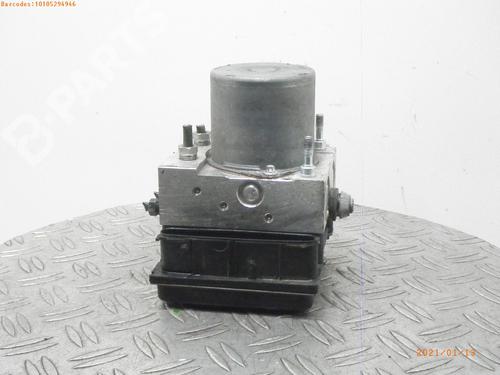 Used ABS pump PEUGEOT 107 (PM_, PN_) 1.0 (68 hp) 6823353