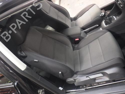 Used Right front seat VW GOLF VI (5K1) 1.4 (80 hp) 27867783