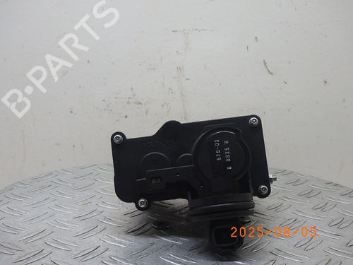 Used Throttle body NISSAN MICRA III (K12) 1.2 16V (65 hp) 27895954
