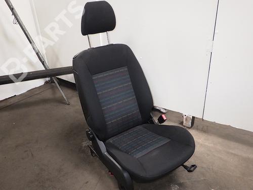 Used Right front seat MERCEDES-BENZ A-CLASS (W169) A 150 (169.031, 169.331) (95 hp) 10299881