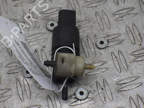 Ruitensproeierpomp VW POLO (9N_, 9A_) 1.2 (60 hp) 14754054