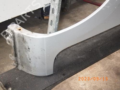 Left front fenders RENAULT CLIO III (BR0/1, CR0/1) 1.2 16V (BR02, BR0J, BR11, CR02, CR0J, CR11) | BP11700101C41 