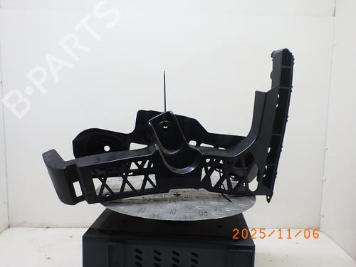 Used Rear bumper bracket MERCEDES-BENZ CLA Shooting Brake (X118) CLA 200 (118.687) (163 hp) 30159055