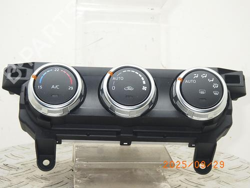 AC Styreenhet / Manøvreringsenhet MAZDA 2 Hatchback (DL, DJ) 1.5 SKYACTIV-G M Hybrid (90 hp) 29258837