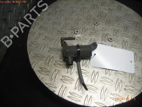 Used Washer pump FORD FIESTA V (JH_, JD_) 1.3 (69 hp) 14752641