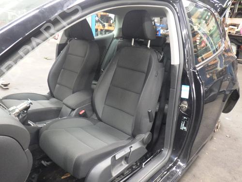 Sæde venstre fortil VW GOLF VI (5K1) 1.4 (80 hp) 27867782