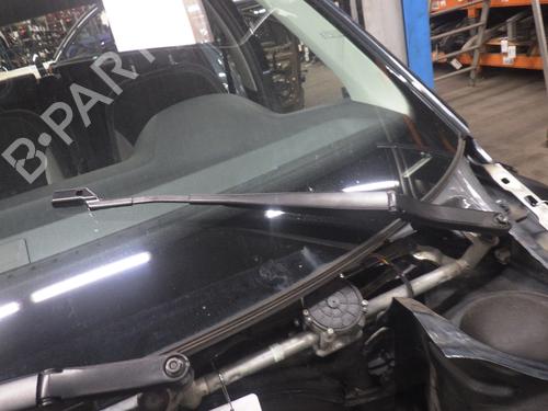 Used Front windshield wiper arm SKODA FABIA III (NJ3) 1.2 TSI (110 hp) 26199715
